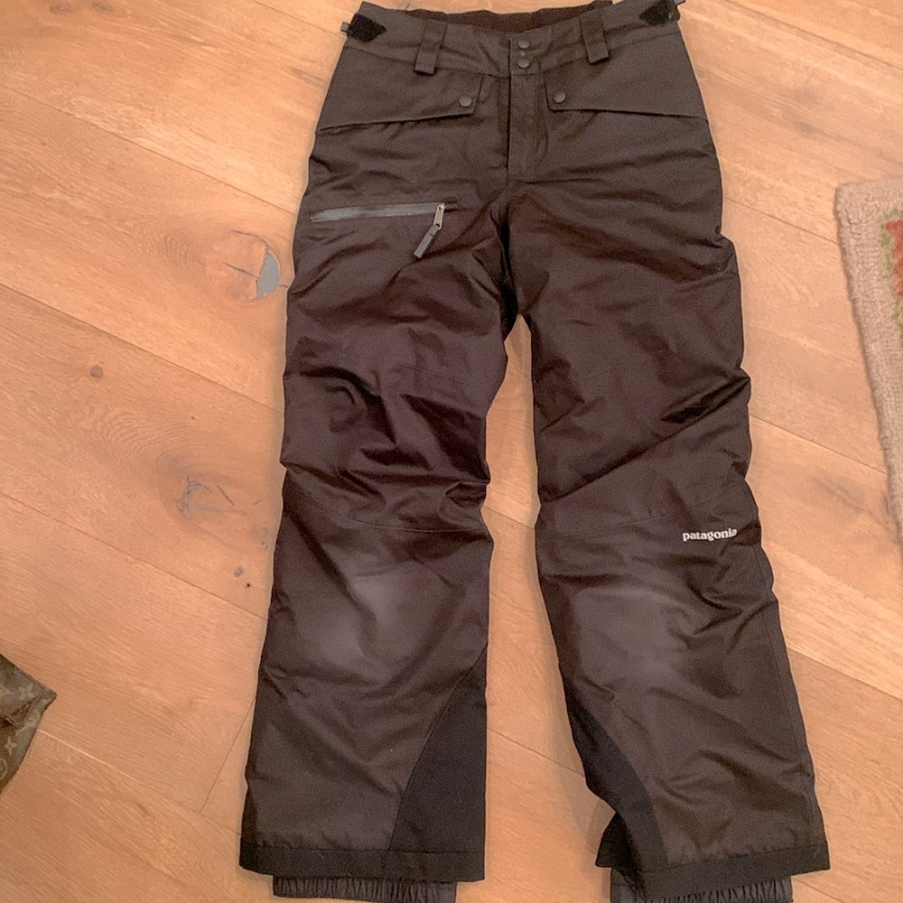Patagonia girls powder town pant. Size medium, color black.